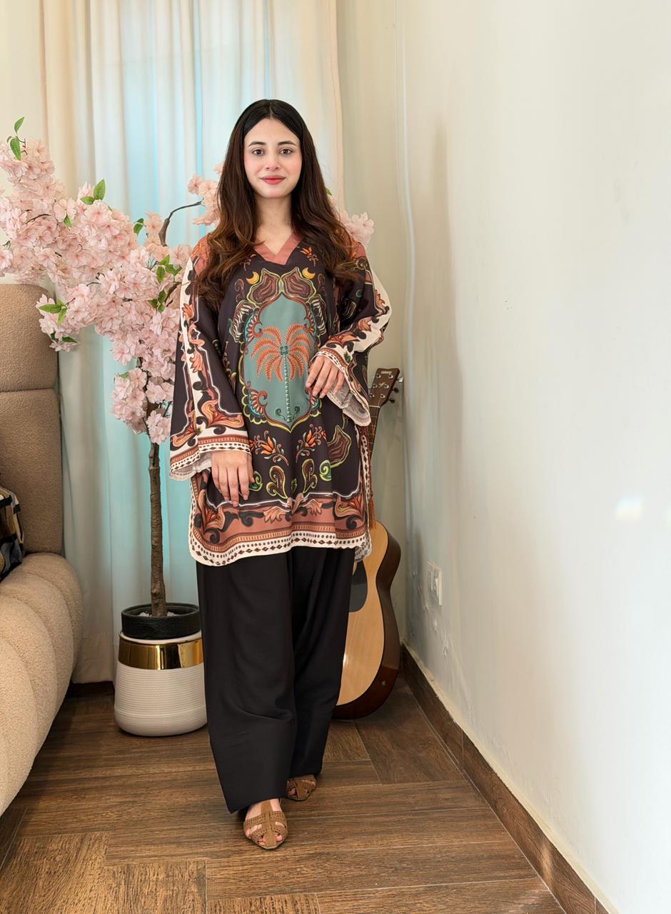 BLACK FARSHI Digital Short 2 piece